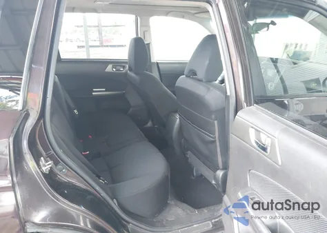 2013 Subaru Forester 2.5X Premium из США, поврежденный, VIN JF2SHADC2DH442542